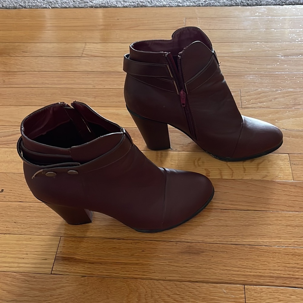 Discovery boots